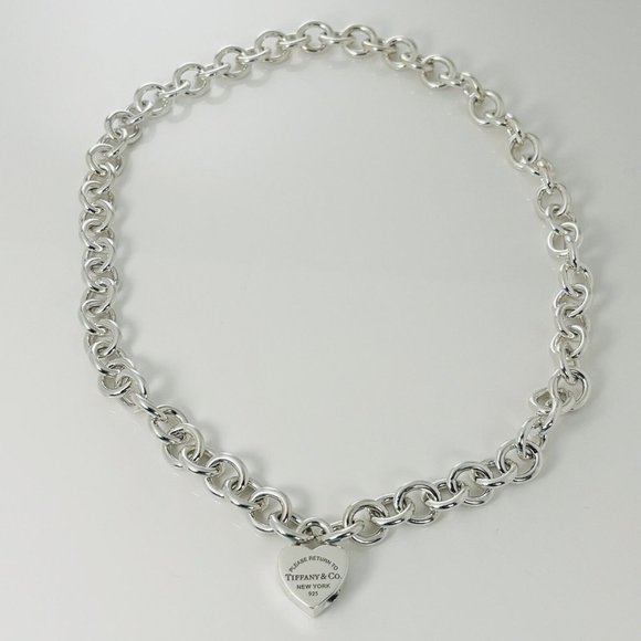 18" Return to Tiffany & Co Heart Padlock Lock Pendant Chain Necklace in Silver - Picture 3 of 7